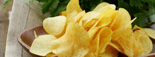 Chipsy – dlaczego nie są najzdrowszą przekąską?