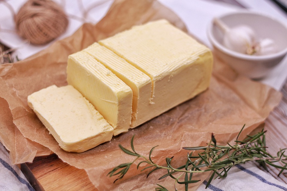 Na co zwrócić uwagę kupując masło? 